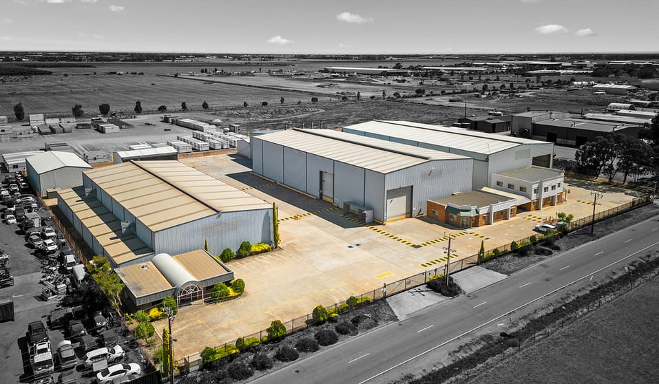 Click to view all images 10, 12 & 14 Hawker Road Burton SA 5110 - Image 2