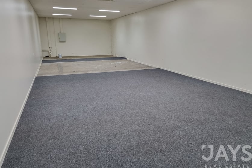 Click to view all images Shop 12/23-25 Simpson Street Mount Isa QLD 4825 - Image 3