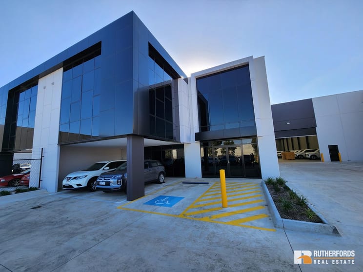 Click to view all images 14 Northpoint Drive Epping VIC 3076 - Image 1