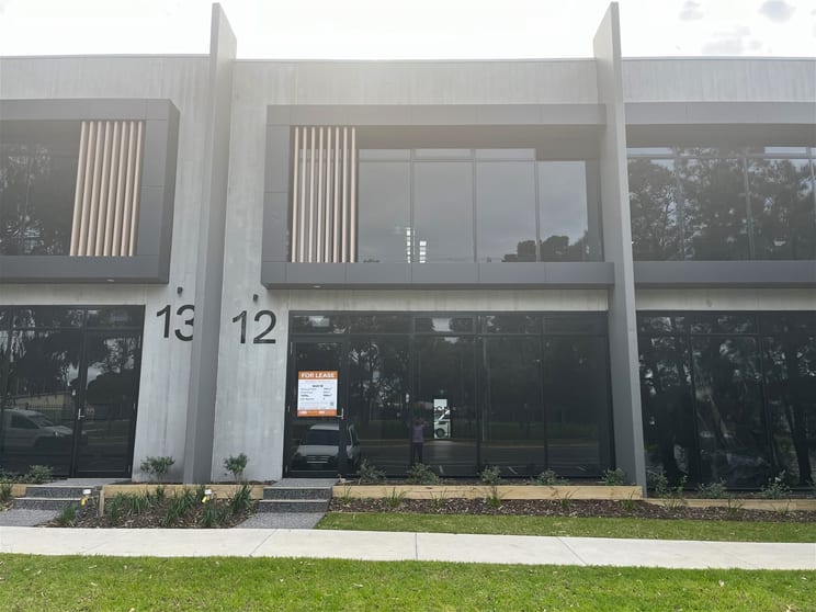 Click to view all images 90 Cranwell Street Braybrook VIC 3019 - Image 1