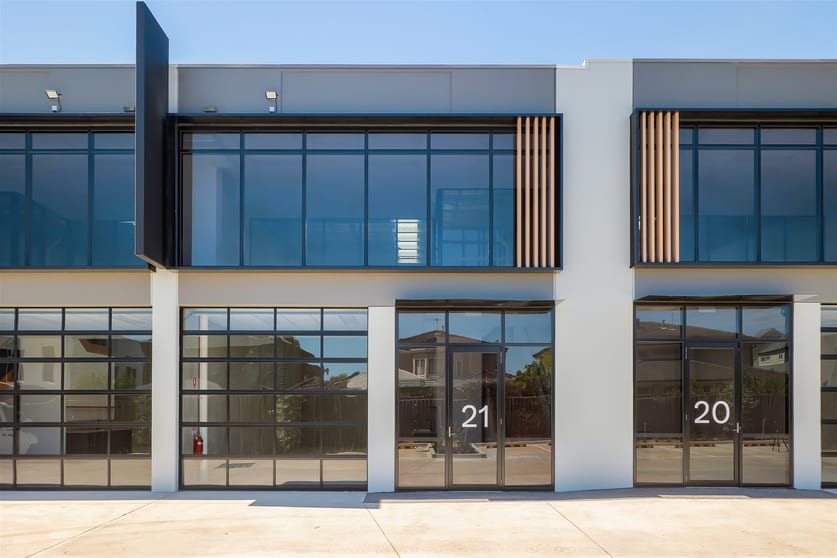 Click to view all images 90 Cranwell Street Braybrook VIC 3019 - Image 2