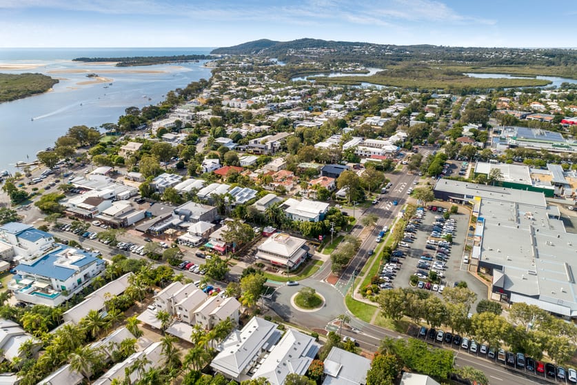 Click to view all images 1/187 Gympie Terrace Noosaville QLD 4566 - Image 2