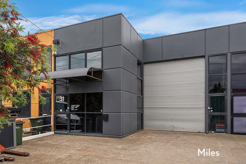 31 Longview Court Thomastown VIC 3074 - Image 1