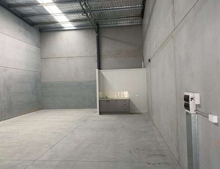 Click to view all images 2/1 Burnet Rd Warnervale NSW 2259 - Image 2