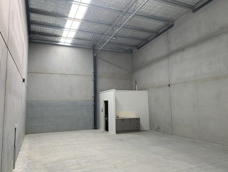 Click to view all images 2/1 Burnet Rd Warnervale NSW 2259 - Image 3
