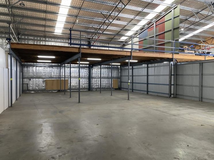 Unit 3A/16 Mildura Street Fyshwick ACT 2609 - Image 3