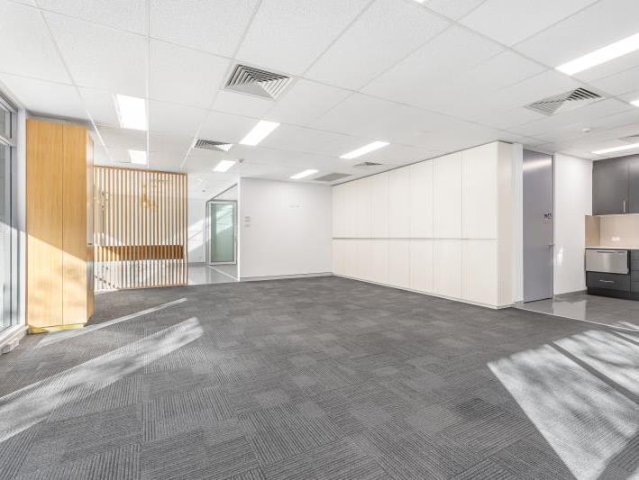 Click to view all images Ground Floor Shop 2/335 Wharf Road Newcastle NSW 2300 - Image 2