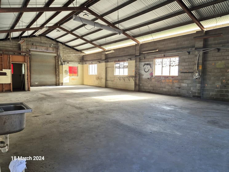 Click to view all images Shed 10/173 Avoca Road Avoca QLD 4670 - Image 2