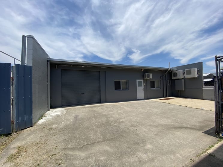 Click to view all images 37 Hannam Street Bungalow QLD 4870 - Image 1