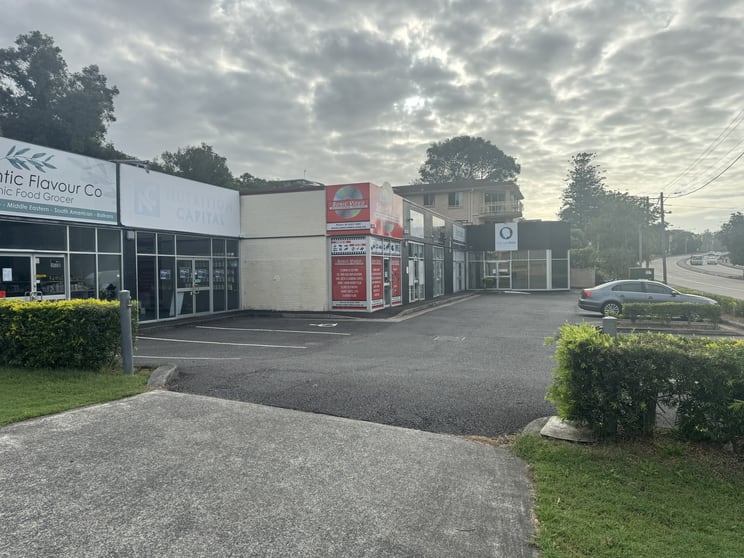 2/37 Central Coast Highway West Gosford NSW 2250 - Image 2