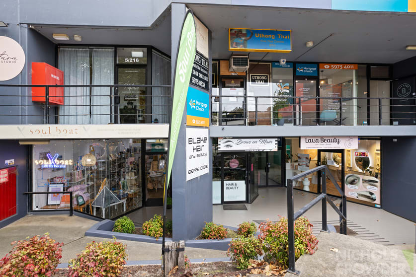 Click to view all images 1/216 Main Street Mornington VIC 3931 - Image 3