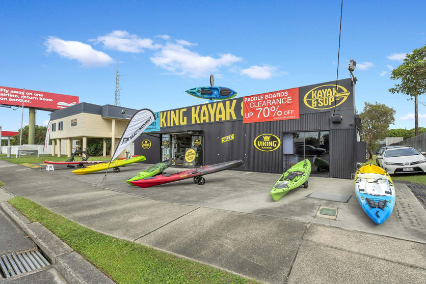 Click to view all images 188 Nicklin Way Warana QLD 4575 - Image 3