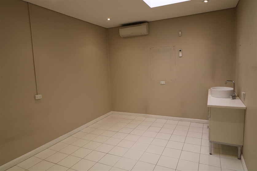 Click to view all images Suites/838 Old Princes Highway Sutherland NSW 2232 - Image 3