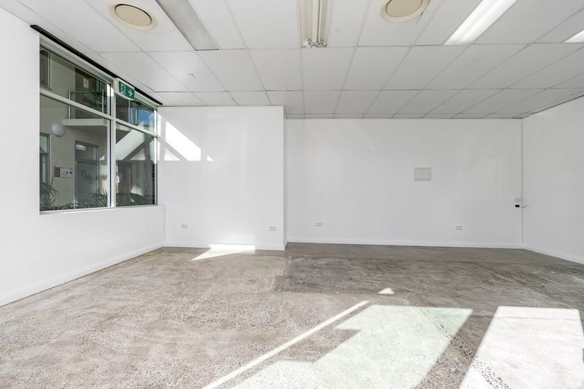 Click to view all images 2B/6 Marvell Street Byron Bay NSW 2481 - Image 3