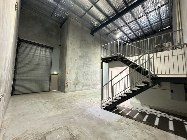Click to view all images 2/16 Tombo Street Capalaba QLD 4157 - Image 3