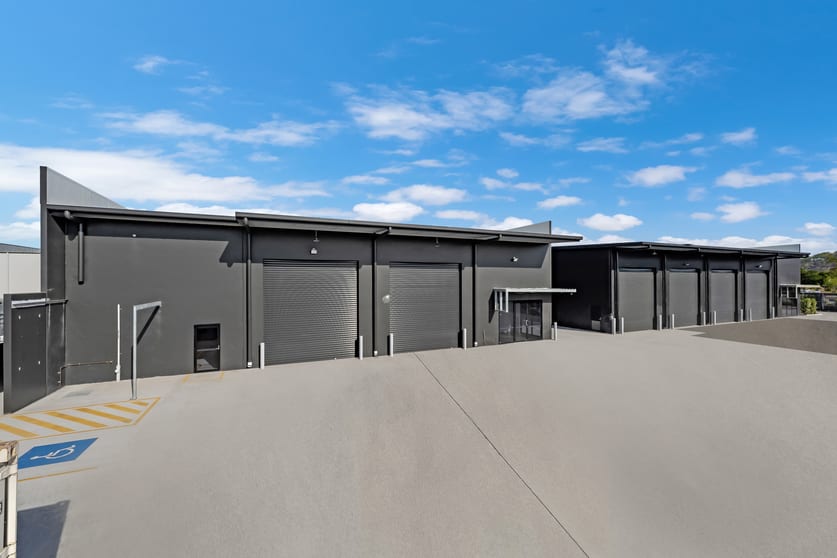 Click to view all images Shed C/571 Woolcock Street Mount Louisa QLD 4814 - Image 1