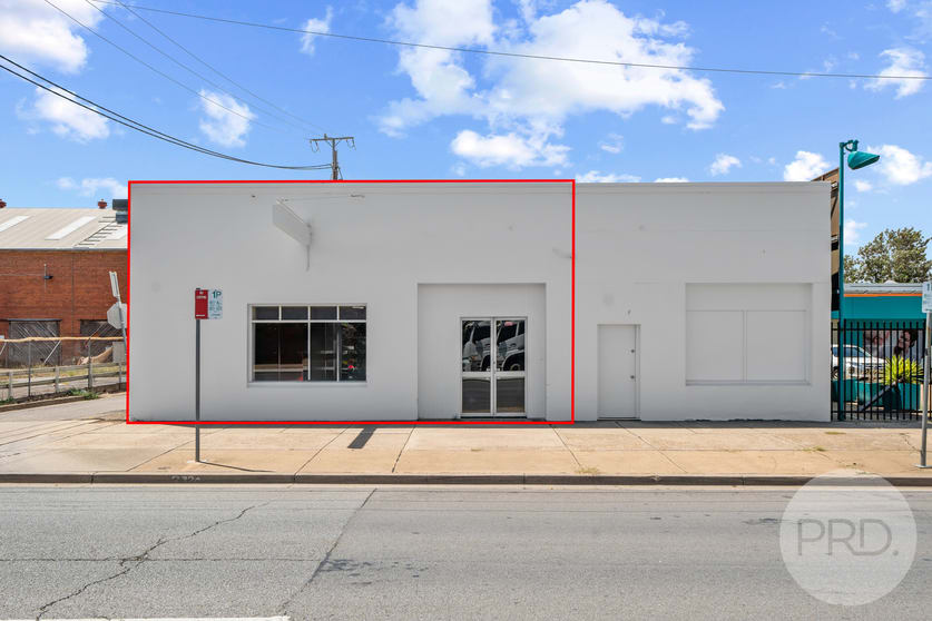 2/99 Edward Street Wagga Wagga NSW 2650 - Image 1
