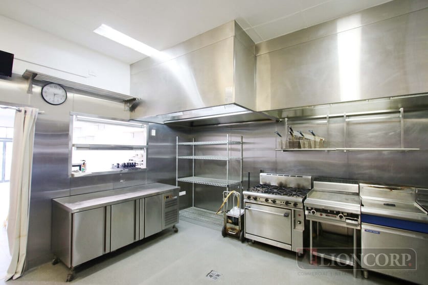 Click to view all images Calamvale QLD 4116 - Image 3