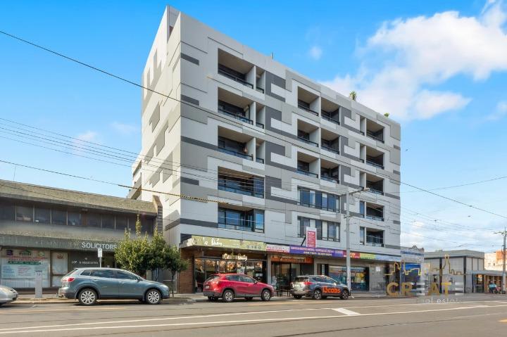 Click to view all images R13/62 Nicholson Street Footscray VIC 3011 - Image 1
