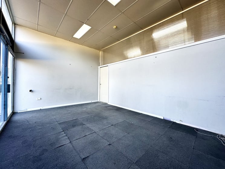 Click to view all images 17 Walder Street Belconnen ACT 2617 - Image 3