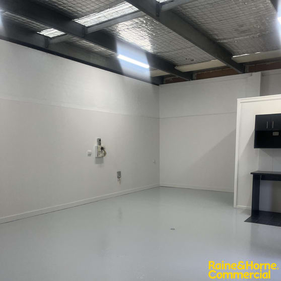 Click to view all images Unit 3/2 Liverpool Street Ingleburn NSW 2565 - Image 2
