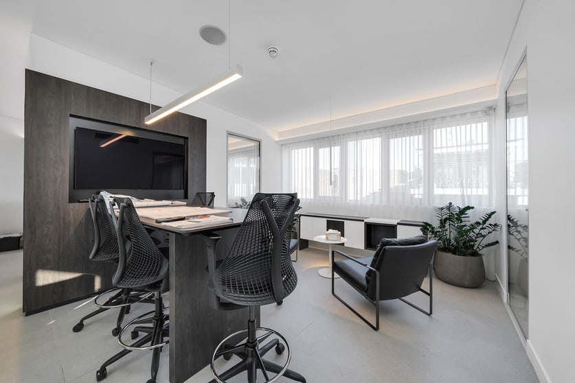 Click to view all images Suite 5/47 Kingsway Kingsgrove NSW 2208 - Image 3