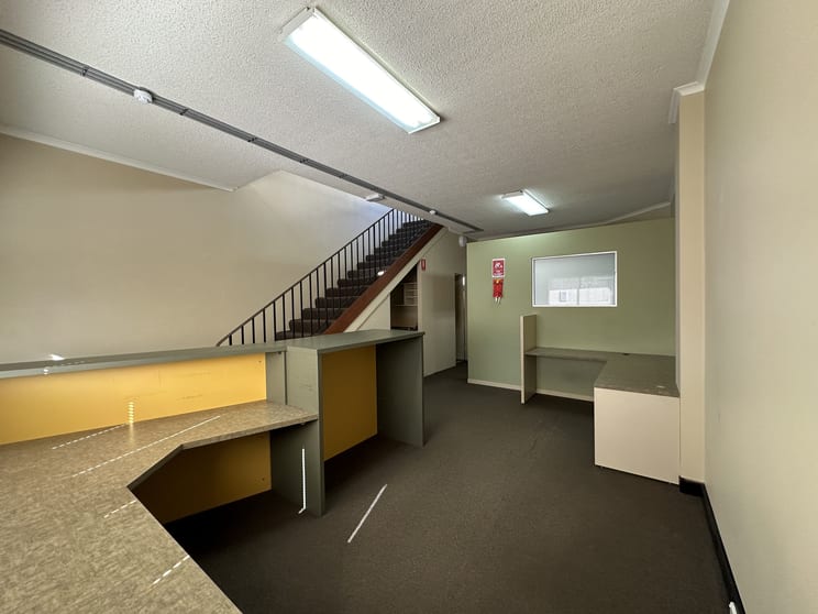 2/19-21 Central Rd Miranda NSW 2228 - Image 3