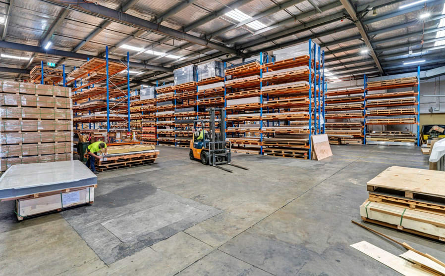 Click to view all images Fairfield East NSW 2165 - Image 3