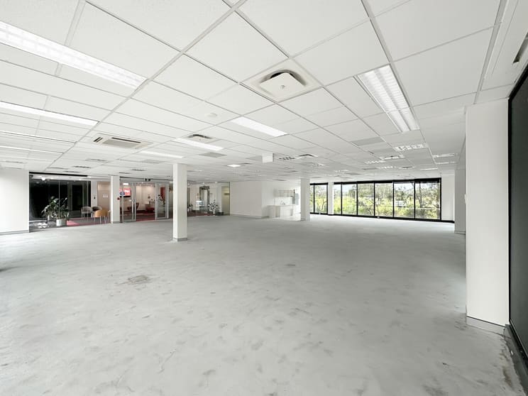 Click to view all images 17 Carnaby Street Maroochydore QLD 4558 - Image 3