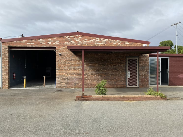 2/35 Owen Road Kelmscott WA 6111 - Image 2