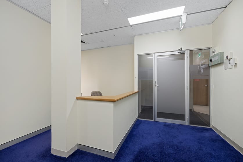 Click to view all images 302a/7 Help Street Chatswood NSW 2067 - Image 3
