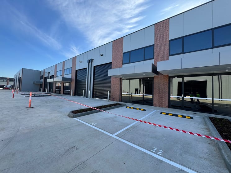 21 Argon Circuit Clyde North VIC 3978 - Image 3