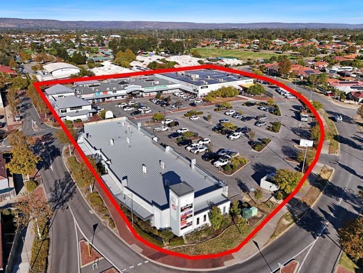 Woodlake Village/20 Sunray Circle Ellenbrook WA 6069 - Image 1