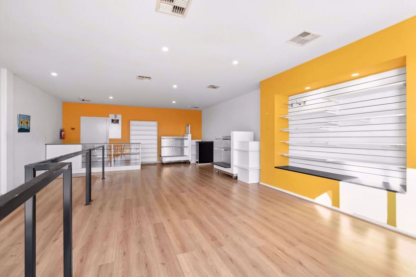 Click to view all images Shop 1/48-50 The Centreway Lara VIC 3212 - Image 3