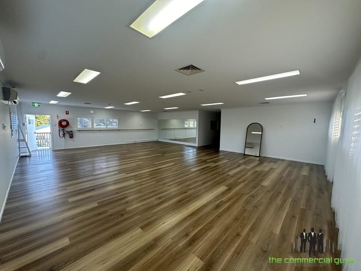 Admin Bldg/20-36 Regency St Kippa-ring QLD 4021 - Image 3