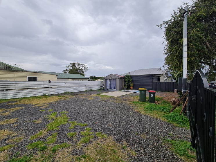 Click to view all images 117 Brunker Road Adamstown NSW 2289 - Image 2