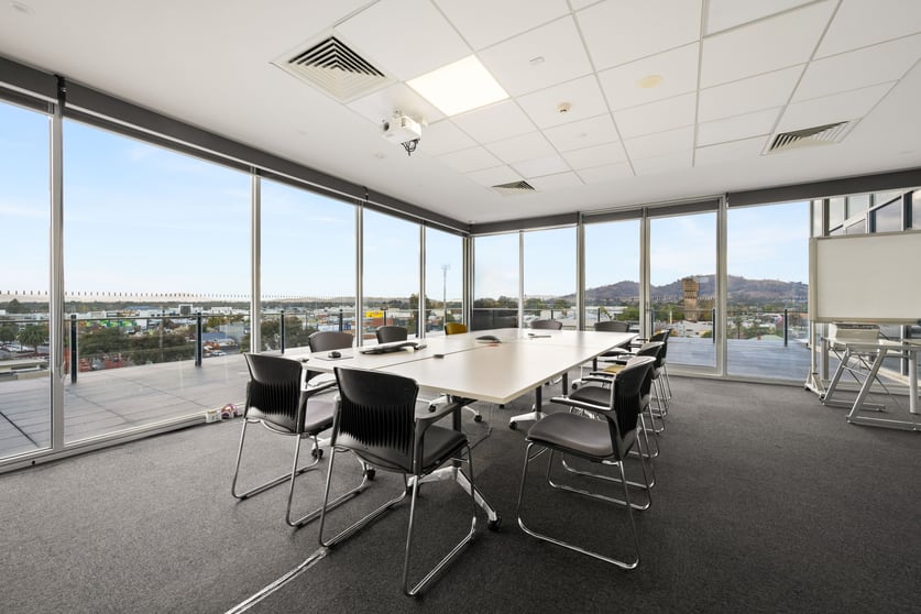 LVL 5/111-113 Hume Street Wodonga VIC 3690 - Image 2