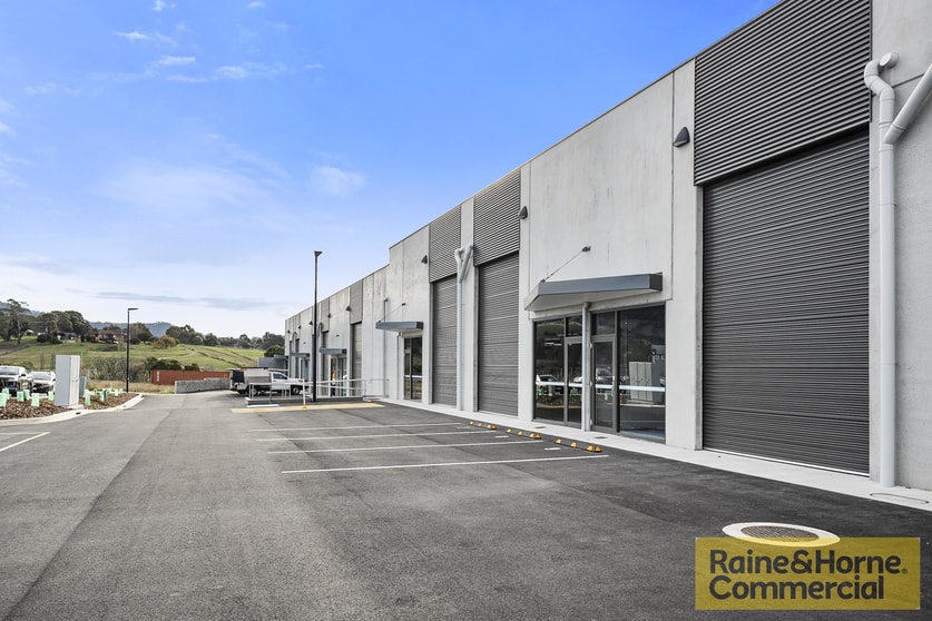 7/12 Railway Court Cambridge TAS 7170 - Image 3