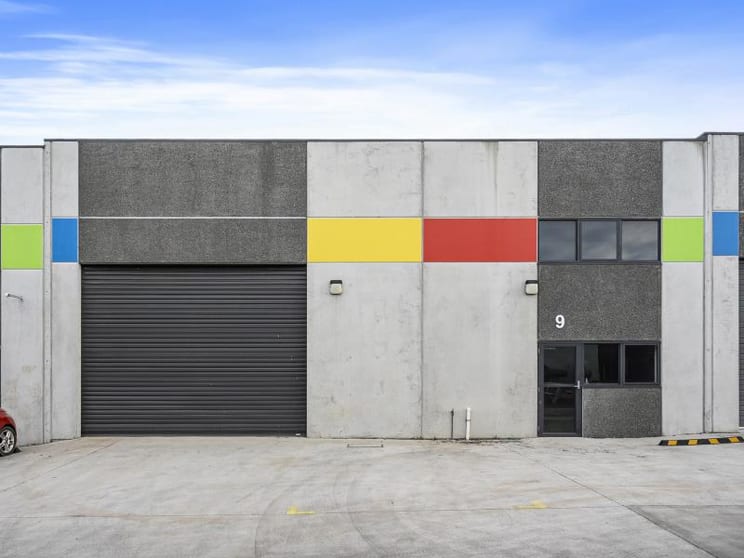 Click to view all images 9/18 Kennedy Drive Cambridge TAS 7170 - Image 2