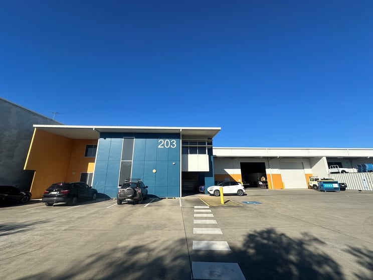 203 Lavarack Avenue Eagle Farm QLD 4009 - Image 1