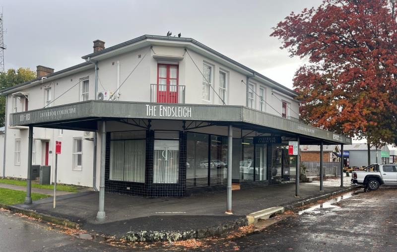 Click to view all images Suite 1/111-113 Endsleigh Avenue Orange NSW 2800 - Image 2