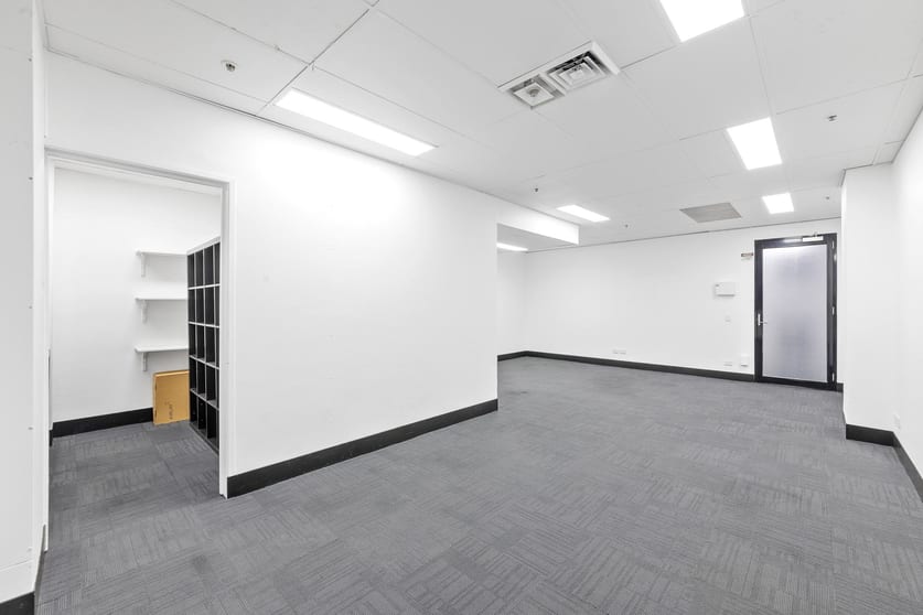 Click to view all images 206 / 343 Little Collins Street Melbourne VIC 3000 - Image 2