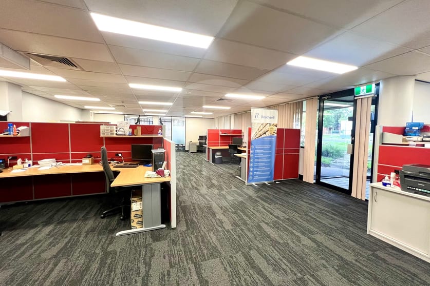 Suite 1/1 BULLECOURT AVENUE Milperra NSW 2214 - Image 3