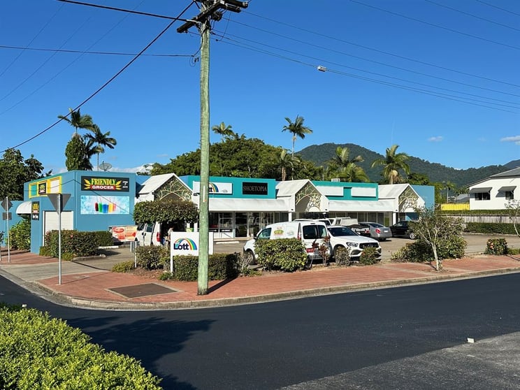 Click to view all images 85-87 Woodward Street Edge Hill QLD 4870 - Image 1