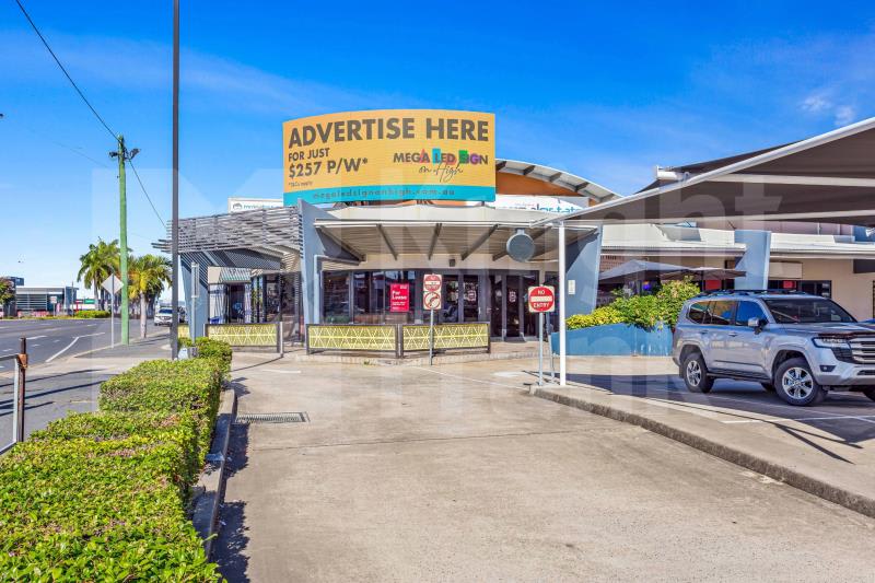 Click to view all images Unit 1B/235 Musgrave Street Berserker QLD 4701 - Image 3