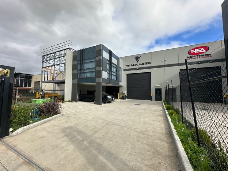 Click to view all images 26 Export Road Craigieburn VIC 3064 - Image 1