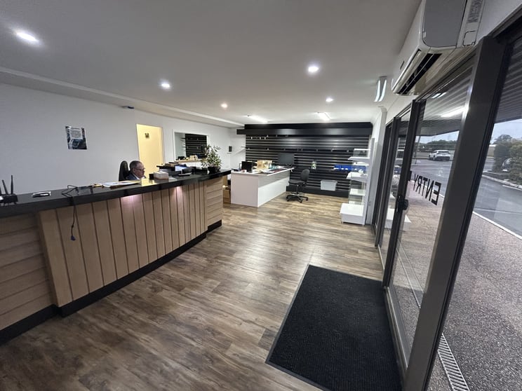 Click to view all images 2/63 Old Maryborough Road Pialba QLD 4655 - Image 2