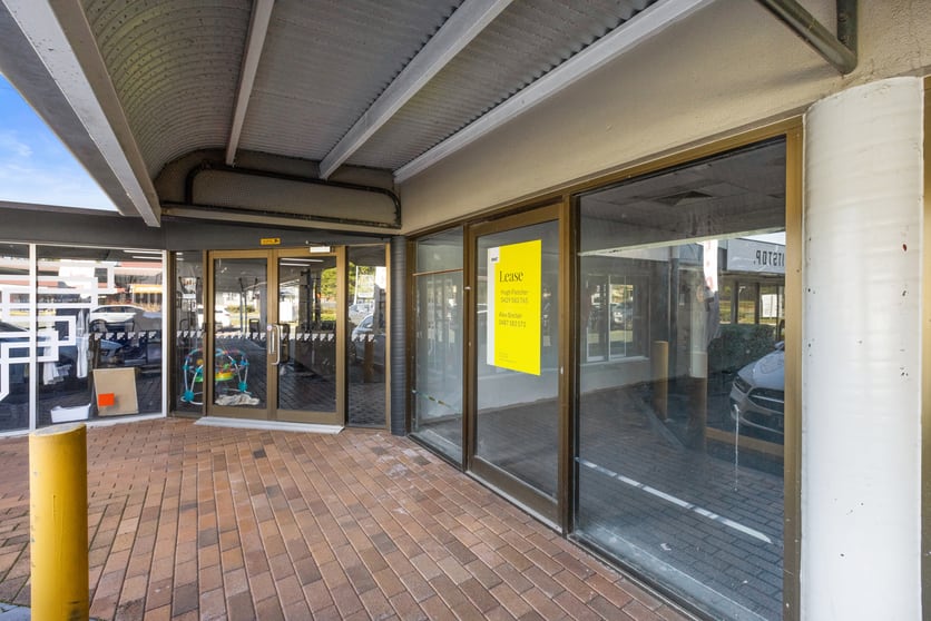 Click to view all images 4/140-146 Mount Warren Boulevard Mount Warren Park QLD 4207 - Image 2