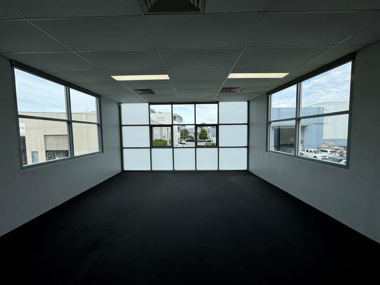 Click to view all images Suite 1/1 Box Road Taren Point NSW 2229 - Image 3