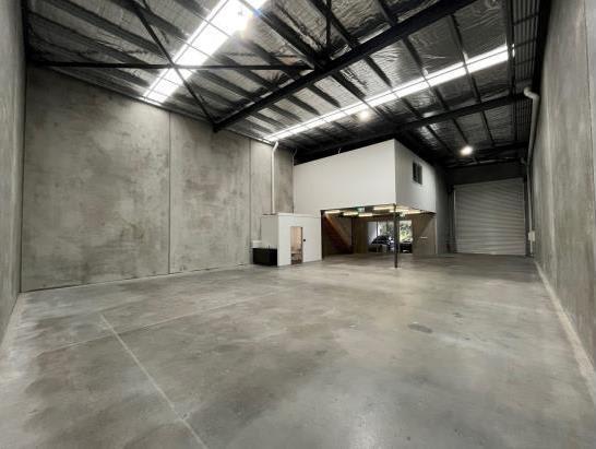 Unit 11/18-20 Edward St Oakleigh VIC 3166 - Image 3